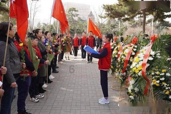 小猫钓鱼游戏龙王版有船
